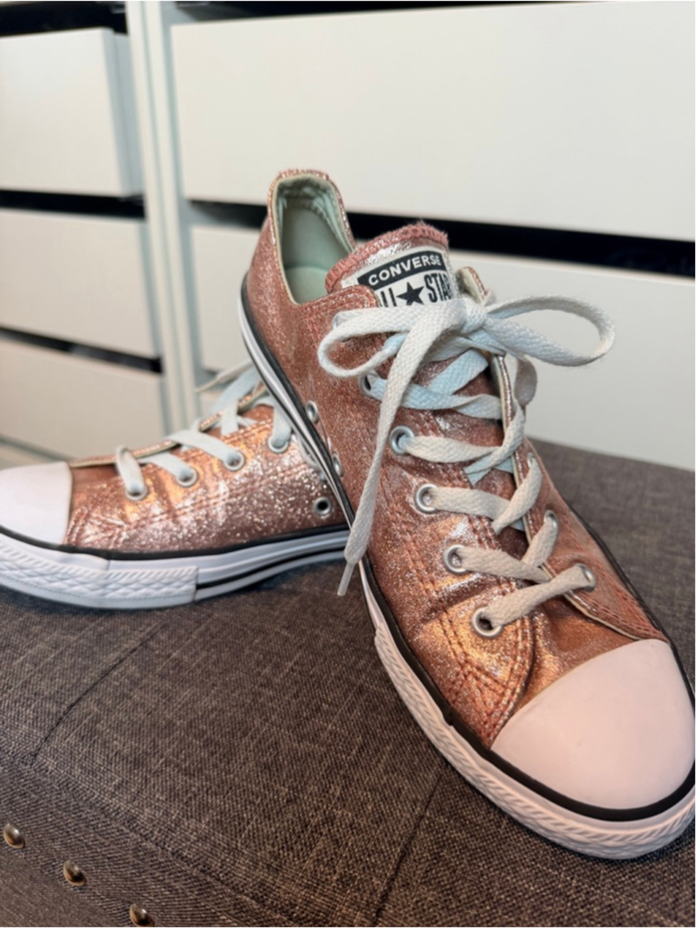Converse Chuck Taylor All Star Low Top Pink Glitter Sneakers Jr Size 6 Women 8